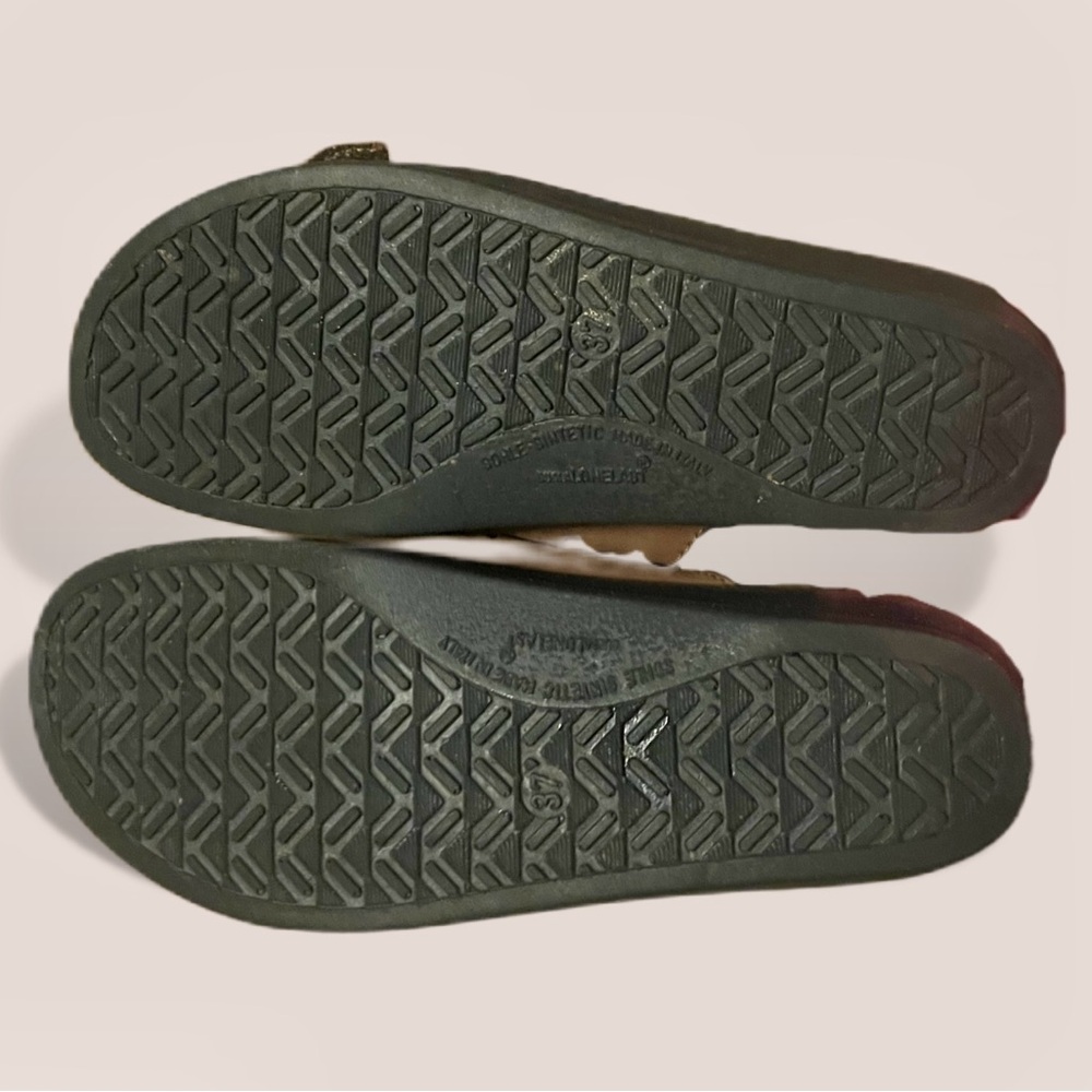 Fly Flot Anatomic Strap Slip-On Sandal Beige - Picture 9 of 9